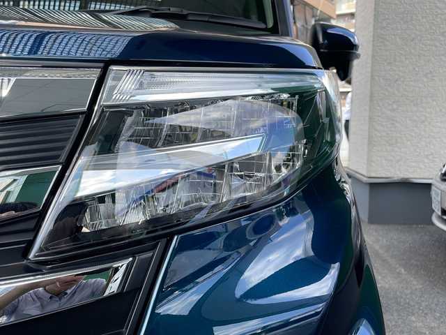 トヨタ ルーミー カスタムG－T 大阪府 2024(令6)年 0.8万km レーザーブルークリスタルシャイン ワンオーナー/純正ナビ/フルセグテレビ/AM/FM/SD/BT/USB/HDMI/CD/DVD/バックカメラ/アイドリングストップ/ウィンカーミラー/レーダークルーズコントロール/プッシュスタート/両側パワースライドドア/ビルトインETC2.0/ドライブレコーダー/シートヒーター/純正フロアマット/純正AW/コーナーセンサー/ウォークスルー/フルフラットシート/保証書/取扱説明書