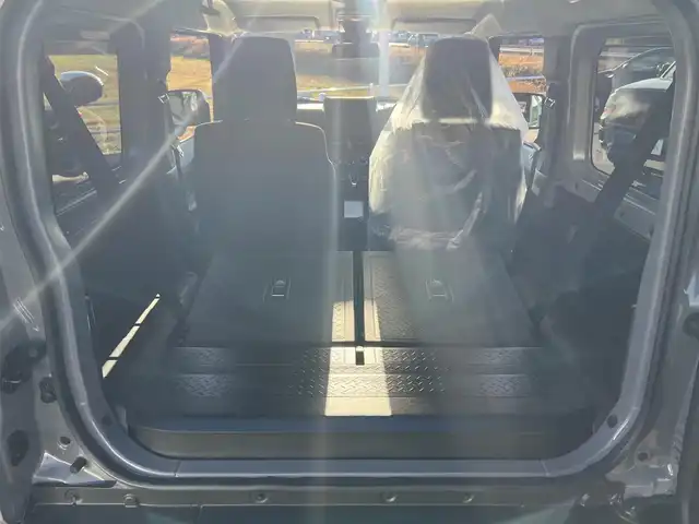 スズキ ジムニー XC 栃木県 2025(令7)年 0.1千km ミディアムグレー 新車時保証書/取扱説明書/デュアルセンサーブレーキサポート/レーンアシスト/バックソナー/クルーズコントロール/LEDヘッドライト/ヘッドライトウォッシャー/運転席・助手席シートヒーター/純正16インチAW/オートリトラクタブルミラー/スマートキー×2/プッシュスタート