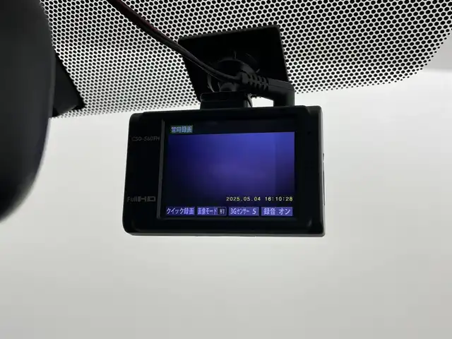 トヨタ ヴォクシー ZS 煌 道央・札幌 2015(平27)年 11.5万km ブラック ・4WD/・社外メモリーナビ/　CD/DVD/SD/BT/フルセグ/・アルパイン11.4型フリップダウンモニター/・純正エンジンスターター/・フルセグTV/・両側パワースライドドア/・バックカメラ/・オートライト/・ビルトインETC/・LEDヘッドライト/・プッシュスタートボタン/・MTモード付AT/・寒冷地仕様/・アイドリングストップ/・スペアキー/・WAC/・Bluetooth接続/・CDチェンジャー/・USB入力端子/・社外ドライビングレコーダー（前方のみ）/・純正フロアマット/・横滑り防止機能/・盗難防止装置/・ABS/・フロントフォグランプ/・ドアミラーウインカー/・ドアバイザー/・ステアリングリモコン/・シートカバー