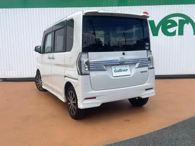 ダイハツ タント カスタムX トップED VS SAⅢ 三重県 2019(平31)年 10万km パールホワイトⅢ スマートアシスト3/コーナーセンサー（リア）/純正メモリナビ（8インチ）/　＊全周囲モニター/パワースライドドア（運転席側/助手席側）/LEDヘッドランプ/オートライト/ボディ同色電動オート格納ドアミラー/155/65R14タイヤ/　＊14インチアルミ/トップシェイドガラス/SRSエアバック（運転席/助手席/サイド）/シートヒーター（運転席）/キーフリー/イモビライザー/プッシュスタート