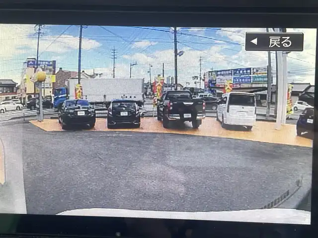 ダイハツ タント カスタムX トップED VS SAⅢ 三重県 2019(平31)年 10万km パールホワイトⅢ スマートアシスト3/コーナーセンサー（リア）/純正メモリナビ（8インチ）/　＊全周囲モニター/パワースライドドア（運転席側/助手席側）/LEDヘッドランプ/オートライト/ボディ同色電動オート格納ドアミラー/155/65R14タイヤ/　＊14インチアルミ/トップシェイドガラス/SRSエアバック（運転席/助手席/サイド）/シートヒーター（運転席）/キーフリー/イモビライザー/プッシュスタート