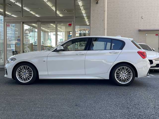 ＢＭＷ １１８ｉ Mスポーツ 大阪府 2018(平30)年 1.8万km アルピンホワイトⅢ HDDナビ/CD/DVD/BT/FM/USB/クルーズコントロール/スマートキー/プッシュスタート/LEDヘッドライト/ETC/オートエアコン/カーテンエアバッグ/ドアバイザー/スペアキーX1/保証書、取説