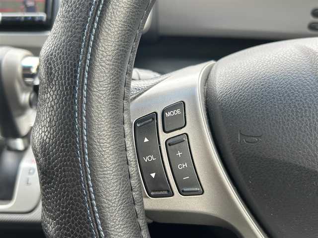 ホンダ フリード ハイブリット ジャストセレクション 福岡県 2013(平25)年 14.1万km ホワイトオーキッドパール パワーステアリング/スマートキー/フルセグTV/純正ETC/バックカメラ/両側パワースライドドア/LEDライト/HONDAスマートキーシステム