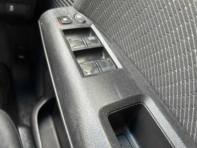 ホンダ フリード ハイブリット ジャストセレクション 福岡県 2013(平25)年 14.1万km ホワイトオーキッドパール パワーステアリング/スマートキー/フルセグTV/純正ETC/バックカメラ/両側パワースライドドア/LEDライト/HONDAスマートキーシステム