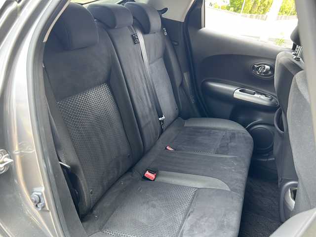 日産 ジューク 15RX Vセレクション 静岡県 2019(平31)年 3.3万km ダークメタルグレー 純正ナビ/・SD/・FM/AM/・フルセグTV/・USB/・Bluetooth/・CD/DVD/・Music Stocker/・AUX/主要装備/・ＥＴＣ２．０/・バックカメラ/・１７インチ純正アルミ/・衝突被害軽減ブレーキ/・オートエアコン/・フォグランプ/・ＨＩＤヘッドライト/・横滑り防止装置/・レーンキープアシスト/・アイドリングストップ/・ＡＢＳ/・オートライト