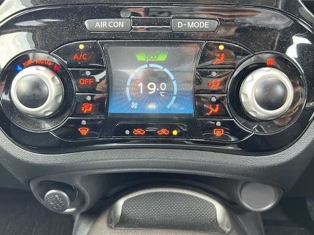 日産 ジューク 15RX Vセレクション 静岡県 2019(平31)年 3.3万km ダークメタルグレー 純正ナビ/・SD/・FM/AM/・フルセグTV/・USB/・Bluetooth/・CD/DVD/・Music Stocker/・AUX/主要装備/・ＥＴＣ２．０/・バックカメラ/・１７インチ純正アルミ/・衝突被害軽減ブレーキ/・オートエアコン/・フォグランプ/・ＨＩＤヘッドライト/・横滑り防止装置/・レーンキープアシスト/・アイドリングストップ/・ＡＢＳ/・オートライト