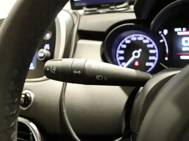 フィアット ５００Ｘ 静岡県 2022(令4)年 1.7万km グレー 衝突軽減ブレーキ　/ＡＣＣ　/ＨＩＤ　/ＣａｒＰｌａｙ　/純正１８ＡＷ　/ＥＴＣ　/パドルシフト　/パワーシート／ヒーター　/アイドリングストップ　/オートハイビーム　/スマートキー　/コーナーセンサー