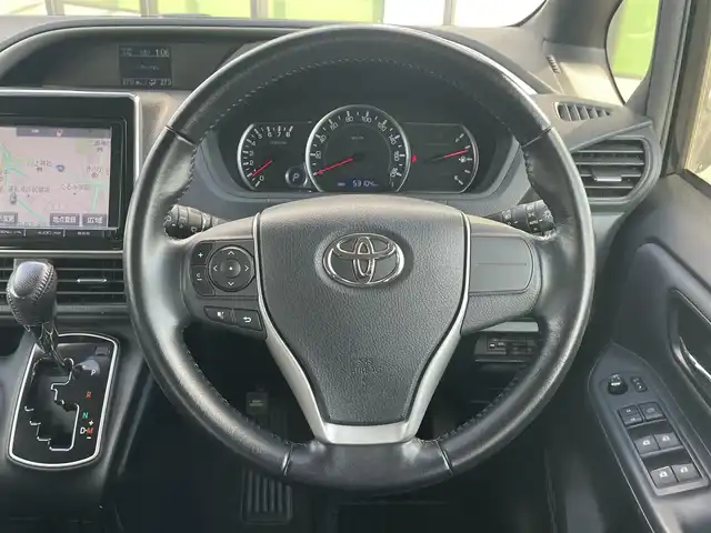 トヨタ ヴォクシー ZS 煌 道南・函館 2015(平27)年 5.4万km ブラック /純正ディーラOP９インチSDナビ//フルセグTV//純正フリップダウンモニター//社外ドライブレコーダー　前後//バックカメラ//ワンオーナー//両側パワースライドドア//アイドリングストップ//横滑り防止//LEDヘッドライト//フォグランプ//スペアキー//取扱説明書//保証書