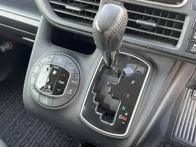 トヨタ ヴォクシー ZS 煌 道南・函館 2015(平27)年 5.4万km ブラック /純正ディーラOP９インチSDナビ//フルセグTV//純正フリップダウンモニター//社外ドライブレコーダー　前後//バックカメラ//ワンオーナー//両側パワースライドドア//アイドリングストップ//横滑り防止//LEDヘッドライト//フォグランプ//スペアキー//取扱説明書//保証書