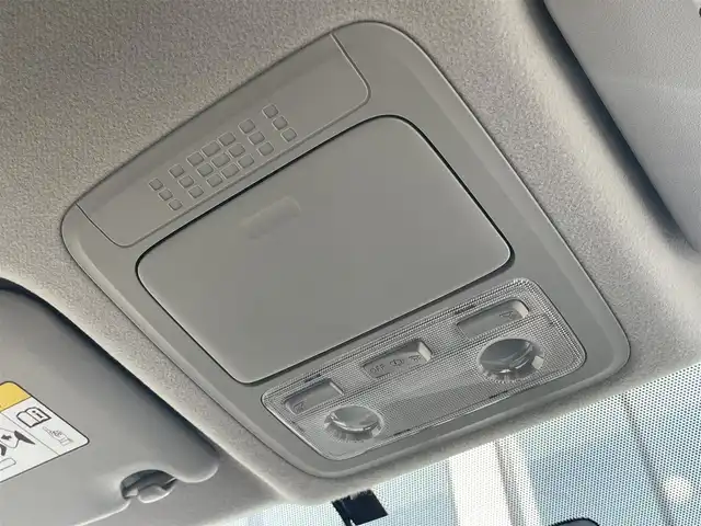 トヨタ ヴォクシー ZS 煌 道南・函館 2015(平27)年 5.4万km ブラック /純正ディーラOP９インチSDナビ//フルセグTV//純正フリップダウンモニター//社外ドライブレコーダー　前後//バックカメラ//ワンオーナー//両側パワースライドドア//アイドリングストップ//横滑り防止//LEDヘッドライト//フォグランプ//スペアキー//取扱説明書//保証書