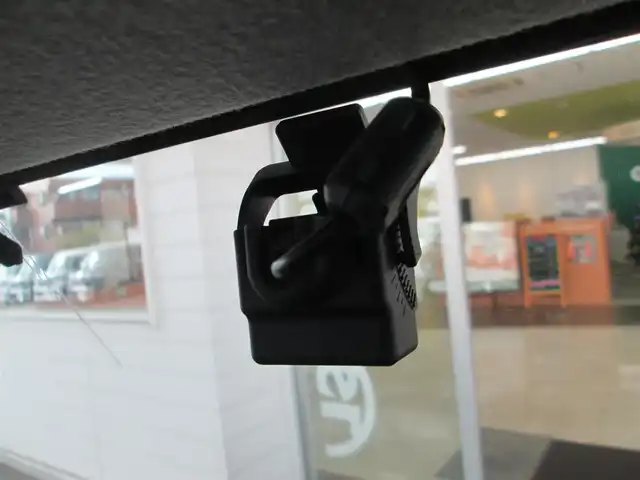 スズキ スペーシア HYBRID X 千葉県 2019(令1)年 4.7万km ツールグリーンパールメタリック ワンオーナー/アップグレードパッケージ/デュアルセンサーブレーキサポート/社外SDナビ・フルセグTV/全方位モニター用カメラパッケージ装着/オーディオ【CD/SD/DVD/BT/USB】/両側パワースライドドア/LEDヘッドライト/純正14インチアルミホイール/ウィンカードアミラー/ヘッドアップディスプレイ/ナビ連動ドライブレコーダー【VREC-DS600】/運転席シートヒーター/コーナーセンサー/スマートキー/TVキット＆ETC