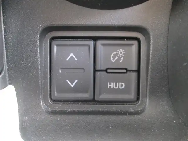 スズキ スペーシア HYBRID X 千葉県 2019(令1)年 4.7万km ツールグリーンパールメタリック ワンオーナー/アップグレードパッケージ/デュアルセンサーブレーキサポート/社外SDナビ・フルセグTV/全方位モニター用カメラパッケージ装着/オーディオ【CD/SD/DVD/BT/USB】/両側パワースライドドア/LEDヘッドライト/純正14インチアルミホイール/ウィンカードアミラー/ヘッドアップディスプレイ/ナビ連動ドライブレコーダー【VREC-DS600】/運転席シートヒーター/コーナーセンサー/スマートキー/TVキット＆ETC