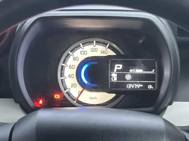 スズキ スペーシア HYBRID G 千葉県 2021(令3)年 1.4万km シルキーシルバーメタリック スズキセーフティサポート/・衝突被害軽減システム/・軽量衝撃吸収ボディー/・誤発進抑制機能/・ふらつき警報機能/・車線逸脱警報機能/・後方誤発進抑制機能/・リヤパーキングセンサー/純正SDナビ/・ラジオ/CD/DVD/BT/フルセグTV/ETC/ドライブレコーダー前方/横滑り防止装置/アイドリングストップ/プッシュスタート/スマートキー/取扱説明書/保証書/スペアキー