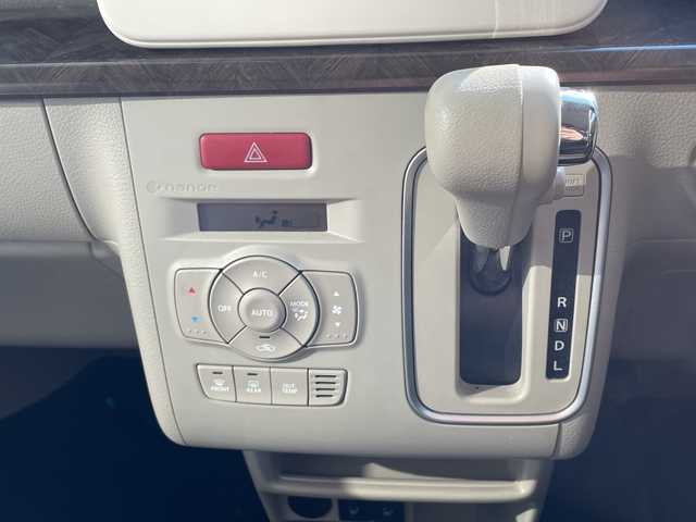 スズキ ラパン モード 愛知県 2021(令3)年 5.2万km ノクターンブルーパール/ホワイト 2トーンルーフ スズキセーフティサポート/SDナビ/シートヒーター/バックカメラ/コーナーセンサー/ETC/レーンキープアシスト/オートマチックハイビーム/ドライブレコーダー/衝突軽減システム/CD DVD/Bluetooth/ステアリングスイッチ/スマートキー/プッシュスタート