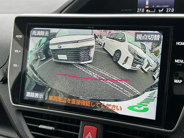 トヨタ エスクァイア ハイブリッド Gi プレミアムパッケージ 千葉県 2020(令2)年 5.5万km スパークリングブラックパールクリスタルシャイン ワンオーナー/純正10インチメモリナビ（NSZN-Z68T）/CD/DVD/フルセグTV/Bluetooth/純正12インチフリップダウンモニター（V12T-R68C）/バックカメラ/前後ドライブレコーダー/ハーフレザーシート/前席シートヒーター/Toyota Safety Sense C/プリクラッシュセーフティ/（レーザーレーダー・単眼カメラ方式）/（自車車速約30km/hから80km/h間：ブレーキアシスト機能発動）/（自車車速約10km/hから80km/h間踏力無時：約30km/h減速）/レーンディパーチャーアラート/（作動車速50km/h以上時）/オートマチックハイビーム/（作動車速30km/h以上時）/先行車発進お知らせ機能/クルーズコントロール/LEDヘッドライト/オートライト/フォグランプ/革巻きステアリング/ステアリングスイッチ/純正15インチアルミホイール/保証書/取扱説明書/ナビ取扱説明書