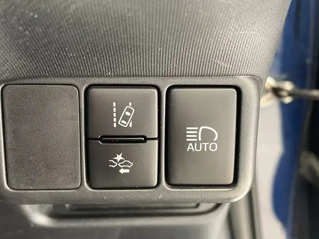 トヨタ アクア S スタイルブラック 埼玉県 2016(平28)年 5.6万km ダークブルーマイカ トヨタセーフティーセンス　/8インチメモリナビ/　　CD/DVD/BT/フルセグ/バックカメラ　/LEDオートライト　/純正15インチアルミホイール　/ETC