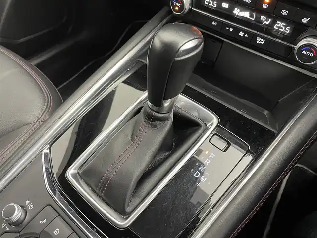 マツダ ＣＸ－５ XD スポーツアピアランス 道央・札幌 2023(令5)年 3.9万km マシーングレープレミアムM ・ワンオーナー/・４WD/・純正SDナビゲーション（地図SD欠品）/　ＢＴ/フルセグ/USB/・ＢＯＳＥサウンド/・ワイヤレス充電/・全方位カメラ/・パワーバックドア/・ＥＴＣ/・i-ACTIVESENCE/・レーダークルーズコントロール/・レーンキープアシスト/・衝突軽減ブレーキ/・横滑り防止装置/・ドライバーアテンションアラート/・ブラインドスポットモニター/・ロードサインアシスト/・前後コーナーセンサー/・前席パワーシート（Ｄ席メモリー付き）/・純正フロアマット/・レザーシート/・前席シートヒーター/・ステアリングヒーター/・オートライト/・ＬＥＤヘッドライト/・ヒルアシストコントロール/・パドルシフト/・ＭＴモード付ＡＴ/・オートワイパー/・スマートキー/・プッシュスタート/・スペアキー1本/・保証書あり/・取説あり/・純正ＡＷ19インチ/・社外17インチＡＷ冬タイヤ積込/・ＪＡＯＳマッドガード