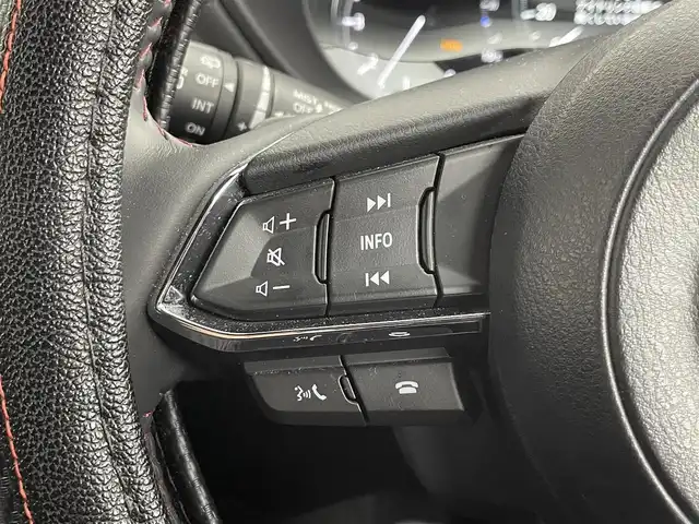 マツダ ＣＸ－５ XD スポーツアピアランス 道央・札幌 2023(令5)年 3.9万km マシーングレープレミアムM ・ワンオーナー/・４WD/・純正SDナビゲーション（地図SD欠品）/　ＢＴ/フルセグ/USB/・ＢＯＳＥサウンド/・ワイヤレス充電/・全方位カメラ/・パワーバックドア/・ＥＴＣ/・i-ACTIVESENCE/・レーダークルーズコントロール/・レーンキープアシスト/・衝突軽減ブレーキ/・横滑り防止装置/・ドライバーアテンションアラート/・ブラインドスポットモニター/・ロードサインアシスト/・前後コーナーセンサー/・前席パワーシート（Ｄ席メモリー付き）/・純正フロアマット/・レザーシート/・前席シートヒーター/・ステアリングヒーター/・オートライト/・ＬＥＤヘッドライト/・ヒルアシストコントロール/・パドルシフト/・ＭＴモード付ＡＴ/・オートワイパー/・スマートキー/・プッシュスタート/・スペアキー1本/・保証書あり/・取説あり/・純正ＡＷ19インチ/・社外17インチＡＷ冬タイヤ積込/・ＪＡＯＳマッドガード