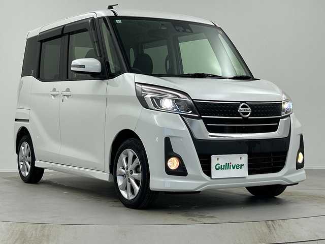 日産 デイズ ルークス ハイウェイスター Xターボ 奈良県 2017(平29)年 2.8万km ホワイトパール 禁煙車/純正ナビ/フルセグTV/（AM/FM/CD/DVD/Bluetooth）/全方位カメラ/インテリジェントエマージェンシーブレーキ/横滑り防止機能/アイドリングストップ/片側パワースライドドア/前方ドラレコ/LEDヘッドライト/オートライト/オートマチックハイビーム/プッシュスタート/スマートキー/純正フロアマット/純正AW