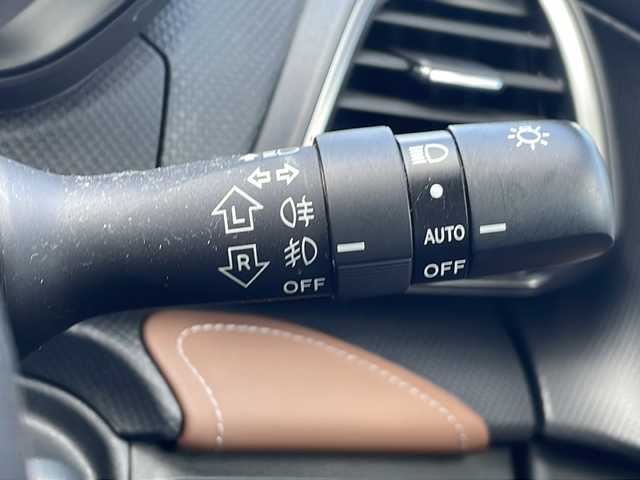 スバル フォレスター ハイブリッド アドバンス 静岡県 2019(平31)年 7.5万km クリスタルブラックシリカ プッシュスタート/スマートキー/アイサイト/純正ナビ/　フルセグTV/MSV/BTオーディオ/DVD/バック、サイド、フロントカメラ/ETC/電動リアゲート/茶革シート/パワーシート/シートヒーター/ハンドルヒーター/コーナーセンサー/オートホールド/LEDヘッドライト