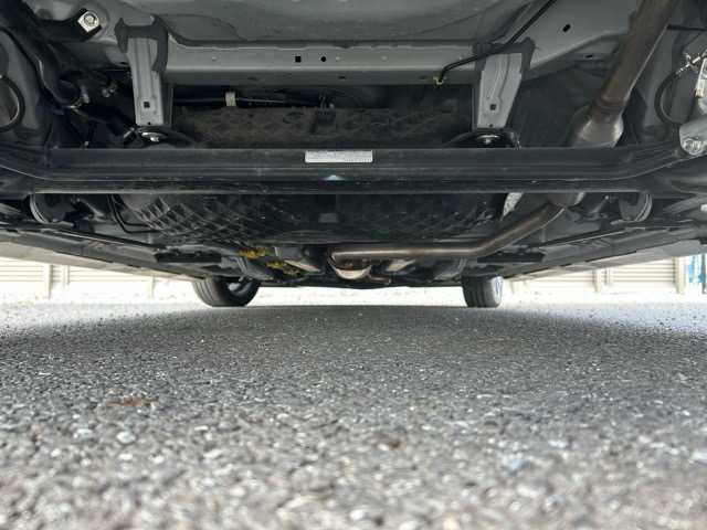 トヨタ ルーミー カスタムG－T 千葉県 2023(令5)年 2.2万km パールホワイトⅢ LED付きGRエアロ/純正9型ナビ/フルセグテレビ/Bluetooth接続/CD/DVD再生/ETC2.0/両側パワースライドドア/スマートアシスト/先行車発信お知らせ/標識認識機能/車線逸脱警報/オートハイビーム/レーダークルーズコントロール/衝突被害軽減システム/横滑り防止装置/アイドリングストップ/前後コーナーセンサー/ドライブレコーダー/LEDヘッドライト/オートライト/プッシュスタート/スマートキー/スペアキー×１/純正アルミホイール/保証書・取扱説明書