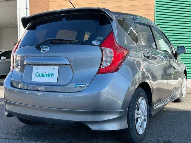 日産 ノート X DIG－S 静岡県 2013(平25)年 7.5万km ダークメタルグレー 純正メモリナビ/AM/FM/CD/DVD/BT/フルセグ/スマートキー/プッシュスタート/純正フロアマット/ETC