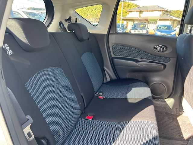 日産 ノート X DIG－S 静岡県 2013(平25)年 7.5万km ダークメタルグレー 純正メモリナビ/AM/FM/CD/DVD/BT/フルセグ/スマートキー/プッシュスタート/純正フロアマット/ETC