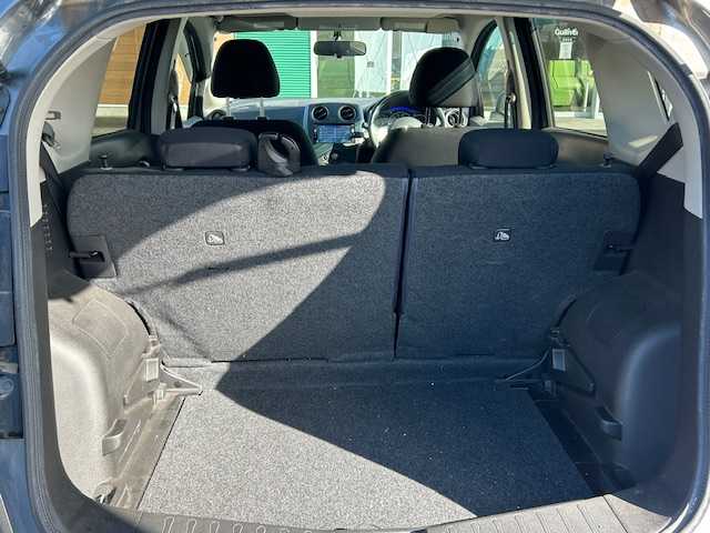 日産 ノート X DIG－S 静岡県 2013(平25)年 7.5万km ダークメタルグレー 純正メモリナビ/AM/FM/CD/DVD/BT/フルセグ/スマートキー/プッシュスタート/純正フロアマット/ETC