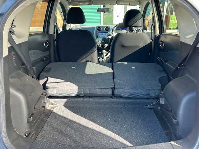 日産 ノート X DIG－S 静岡県 2013(平25)年 7.5万km ダークメタルグレー 純正メモリナビ/AM/FM/CD/DVD/BT/フルセグ/スマートキー/プッシュスタート/純正フロアマット/ETC