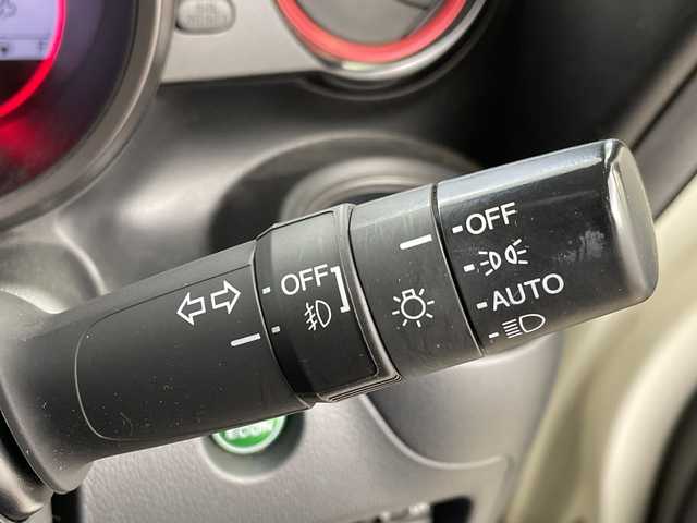 ホンダ Ｎ ＢＯＸ 2トーン カスタム G ターボLパッケージ 群馬県 2016(平28)年 4.8万km プレミアムホワイトパールⅡ 禁煙車　社外7インチナビ　バックカメラ　クルーズコントロール　両側パワースライドドア　HIDオートライト　ハーフレザーシート　純正15インチアルミホイール　ステアリングリモコン　パドルシフト　ETC