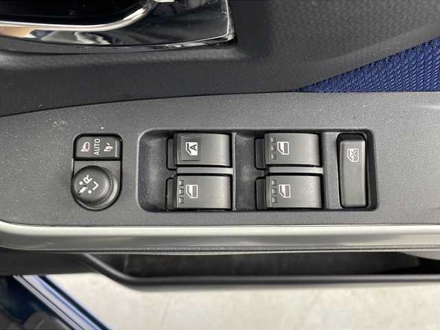 ダイハツ トール カスタムG SAⅡ 長崎県 2018(平30)年 9.9万km レーザーブルークリスタルシャイン ワンオーナー/純正ディスプレイオーディオ/（Bluetooth/CD/DVD）/両側パワースライドドア/バックカメラ/クルーズコントロール/ETC/純正フロアマット/オートライト/USB/後方コーナーセンサー/レーンキープアシスト/LEDヘッドライト/プッシュスタートボタン/スペアキー1本
