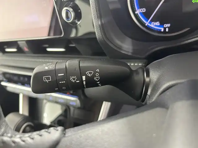 トヨタ ノア ハイブリッド S－Z 佐賀県 2023(令5)年 1.4万km ホワイトパールクリスタルシャイン 純正10型ディスプレイオーディオ/カーナビ/Bluetooth/フルセグTV/バックカメラ/レーダークルーズコントロール/シートヒーター/ハーフレザーシート/ETC/ダブルエアコン/コーナーセンサー/LEDヘッドライト/衝突被害軽減ブレーキ/オートライト/オートマチックハイビーム/スマートキー×２/プッシュスタート/純正フロアマット/純正17インチアルミホイール/盗難防止装置/横滑り防止装置/ドアバイザー