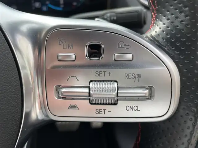 メルセデス・ベンツ ＧＬＡ２００ｄ 4マチック 群馬県 2020(令2)年 4.6万km デニムブルー レーダーセーフティパッケージ/・先行車追従クルーズコントロール/・アクティブブラインドスポットアシスト/・アクティブレーンキーピングアシスト/・アクティブステアリング/・ブレーキアシスト/純正メーカーナビゲーション/（USB/BT/フルセグTV）/全方位カメラ/ビルトインETC2.0/前後ドライブレコーダー/前席シートヒーター/前席メモリパワーシート/アンビエントライト/LEDヘッドライト/クリアランスソナー/パワーバックドア/電格ミラー/純正フロアマット/純正19インチアルミホイール