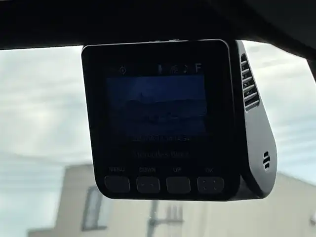 メルセデス・ベンツ ＧＬＡ２００ｄ 4マチック 群馬県 2020(令2)年 4.6万km デニムブルー レーダーセーフティパッケージ/・先行車追従クルーズコントロール/・アクティブブラインドスポットアシスト/・アクティブレーンキーピングアシスト/・アクティブステアリング/・ブレーキアシスト/純正メーカーナビゲーション/（USB/BT/フルセグTV）/全方位カメラ/ビルトインETC2.0/前後ドライブレコーダー/前席シートヒーター/前席メモリパワーシート/アンビエントライト/LEDヘッドライト/クリアランスソナー/パワーバックドア/電格ミラー/純正フロアマット/純正19インチアルミホイール