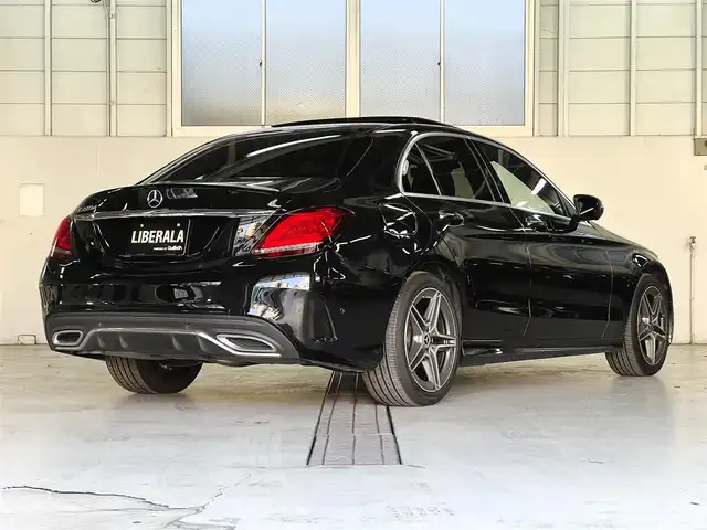 メルセデス・ベンツ Ｃ２２０ｄ ローレウスED スポーツプラスPKG 兵庫県 2021(令3)年 3.4万km オブシディアンブラック レザーエクスクルーシブパッケージ/パノラマサンルーフ/スポーツプラスパッケージ/レーダーセーフティパッケージ/エアバランスパッケージ/純正ナビ/全方位カメラ/ETC/ブルメスターサウンド/黒革シート/パワーシート/シートヒーター/ベンチレーション/パワートランク/HUD/ACC/LKA/BSM/マルチビームLEDヘッドライト/社外パナメリカーナグリル/スマートキー