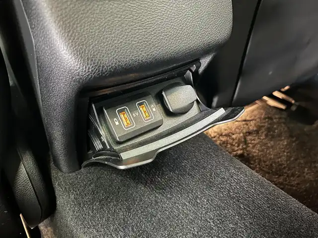 メルセデス・ベンツ Ｃ２２０ｄ ローレウスED スポーツプラスPKG 兵庫県 2021(令3)年 3.4万km オブシディアンブラック レザーエクスクルーシブパッケージ/パノラマサンルーフ/スポーツプラスパッケージ/レーダーセーフティパッケージ/エアバランスパッケージ/純正ナビ/全方位カメラ/ETC/ブルメスターサウンド/黒革シート/パワーシート/シートヒーター/ベンチレーション/パワートランク/HUD/ACC/LKA/BSM/マルチビームLEDヘッドライト/社外パナメリカーナグリル/スマートキー