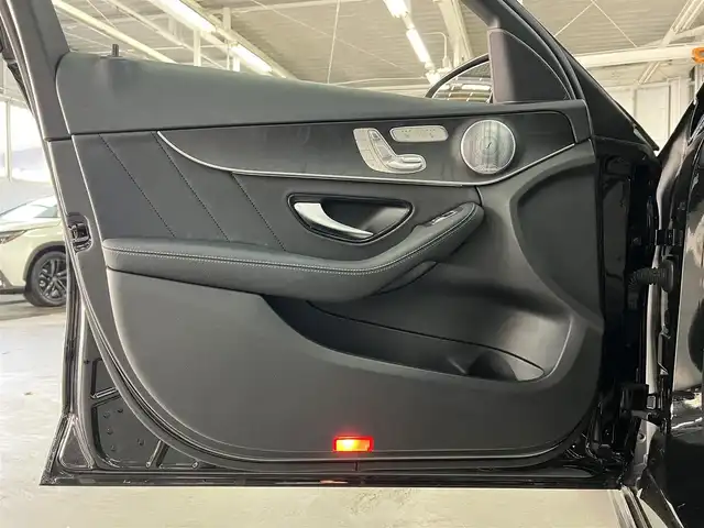 メルセデス・ベンツ Ｃ２２０ｄ ローレウスED スポーツプラスPKG 兵庫県 2021(令3)年 3.4万km オブシディアンブラック レザーエクスクルーシブパッケージ/パノラマサンルーフ/スポーツプラスパッケージ/レーダーセーフティパッケージ/エアバランスパッケージ/純正ナビ/全方位カメラ/ETC/ブルメスターサウンド/黒革シート/パワーシート/シートヒーター/ベンチレーション/パワートランク/HUD/ACC/LKA/BSM/マルチビームLEDヘッドライト/社外パナメリカーナグリル/スマートキー