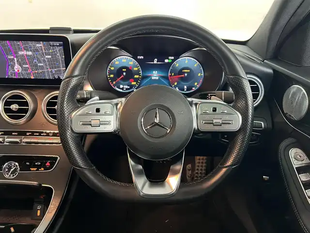 メルセデス・ベンツ Ｃ２２０ｄ ローレウスED スポーツプラスPKG 兵庫県 2021(令3)年 3.4万km オブシディアンブラック レザーエクスクルーシブパッケージ/パノラマサンルーフ/スポーツプラスパッケージ/レーダーセーフティパッケージ/エアバランスパッケージ/純正ナビ/全方位カメラ/ETC/ブルメスターサウンド/黒革シート/パワーシート/シートヒーター/ベンチレーション/パワートランク/HUD/ACC/LKA/BSM/マルチビームLEDヘッドライト/社外パナメリカーナグリル/スマートキー