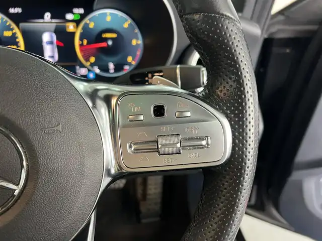 メルセデス・ベンツ Ｃ２２０ｄ ローレウスED スポーツプラスPKG 兵庫県 2021(令3)年 3.4万km オブシディアンブラック レザーエクスクルーシブパッケージ/パノラマサンルーフ/スポーツプラスパッケージ/レーダーセーフティパッケージ/エアバランスパッケージ/純正ナビ/全方位カメラ/ETC/ブルメスターサウンド/黒革シート/パワーシート/シートヒーター/ベンチレーション/パワートランク/HUD/ACC/LKA/BSM/マルチビームLEDヘッドライト/社外パナメリカーナグリル/スマートキー