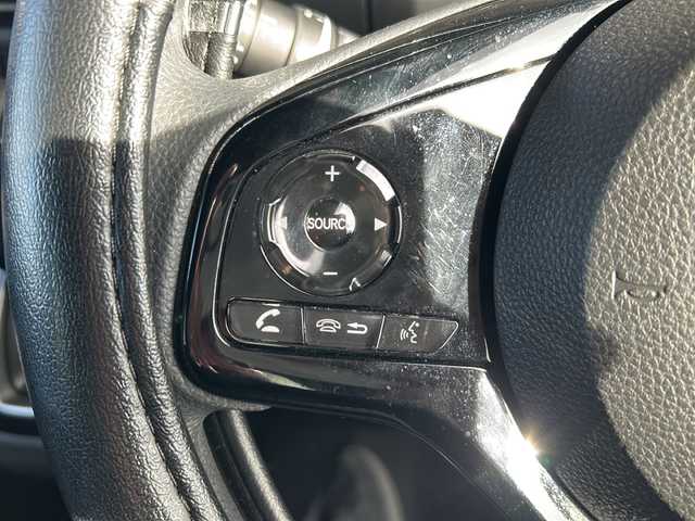 ホンダ Ｎ ＢＯＸ カスタム L コーディネートスタイル 静岡県 2022(令4)年 2.9万km プラチナホワイトパール 純正ナビ/CD/DVD/AM/FM/フルセグTV/ipod/SD/USB/Bluetooth/主要装備/・バックカメラ　/・両側パワースライドドア　/・シートヒーター　/・レーダークルーズコントロール　/・コーナーセンサー　/・スマートキー　/・レーンキープ　/・プッシュスタート　/・ホンダセンシング　/・ＥＴＣ　/・フォグランプ/・純正LEDライト/・衝突軽減システム/・オートライト/・チップアップシート/・横滑り防止装置