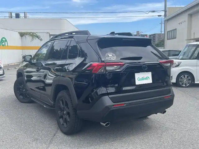 トヨタ ＲＡＶ４ HV アドベンチャー オフロードPKGⅡ 兵庫県 2024(令6)年 1.6万km アティチュードブラックマイカ ワンオーナー/保証書/取扱説明書/純正メモリーナビ/フルセグ/Bluetooth/全方位カメラ/クルーズコントロール/ETC２．０/BSM/ドライブレコーダー前後（SDカードなし）/スマートキー×２/レザーシート/パワーシート/純正アルミホイール/社外フロアマット/ドアミラーカバー（GORI GORI BLACK塗装）/HDMI入力端子