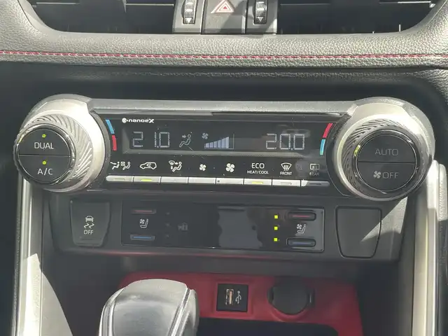 トヨタ ＲＡＶ４ HV アドベンチャー オフロードPKGⅡ 兵庫県 2024(令6)年 1.6万km アティチュードブラックマイカ ワンオーナー/保証書/取扱説明書/純正メモリーナビ/フルセグ/Bluetooth/全方位カメラ/クルーズコントロール/ETC２．０/BSM/ドライブレコーダー前後（SDカードなし）/スマートキー×２/レザーシート/パワーシート/純正アルミホイール/社外フロアマット/ドアミラーカバー（GORI GORI BLACK塗装）/HDMI入力端子