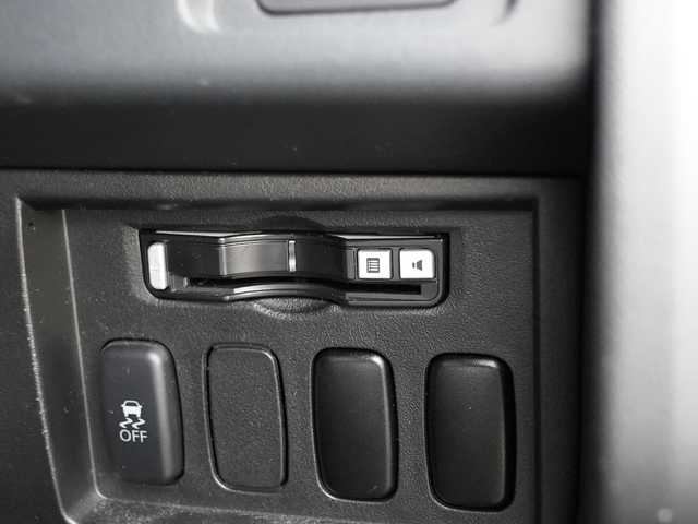 三菱 デリカＤ：５ ROADEST G Power P 道央・札幌 2012(平24)年 9.6万km 黒 (株)IDOMが運営する【じしゃロン札幌豊平店】の自社ローン対象車両になります。こちらは現金ご利用時の価格です。/自社ローンご希望の方は別途その旨お申付け下さい。/・ALPINE Vie-x088V 8インチ WVGA /  HDDナビ/・バックカメラ/・ETC/・フルセグTV/・リアフリップダウンモニター/・左右パワースライドドア/・クルコン/・パトルシフト/・スペアキーあり