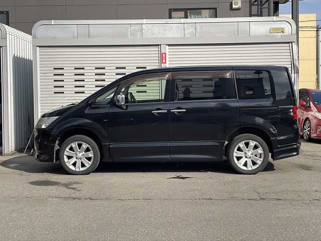 三菱 デリカＤ：５ ROADEST G Power P 道央・札幌 2012(平24)年 9.6万km 黒 (株)IDOMが運営する【じしゃロン札幌豊平店】の自社ローン対象車両になります。こちらは現金ご利用時の価格です。/自社ローンご希望の方は別途その旨お申付け下さい。/・ALPINE Vie-x088V 8インチ WVGA /  HDDナビ/・バックカメラ/・ETC/・フルセグTV/・リアフリップダウンモニター/・左右パワースライドドア/・クルコン/・パトルシフト/・スペアキーあり