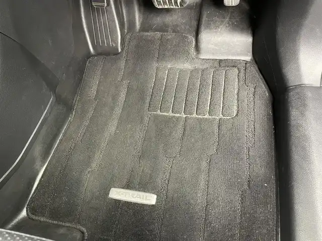 日産 エクストレイル 20X エマージェンシーブレーキ 群馬県 2014(平26)年 5.8万km ダイヤモンドブラック 禁煙車　純正８型ナビ　後席モニター　Ｂカメラ　エマブレ　ダウンヒルコントロール　ＬＥＤヘッドライト　オートライト　シートヒーター　デュアルオートエアコン　コーナーセンサー　ビルトインＥＴＣ　純正アルミ