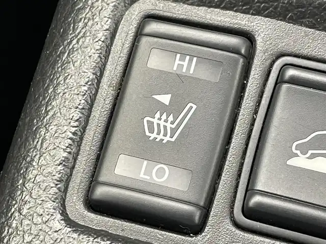 日産 エクストレイル 20X エマージェンシーブレーキ 群馬県 2014(平26)年 5.8万km ダイヤモンドブラック 禁煙車　純正８型ナビ　後席モニター　Ｂカメラ　エマブレ　ダウンヒルコントロール　ＬＥＤヘッドライト　オートライト　シートヒーター　デュアルオートエアコン　コーナーセンサー　ビルトインＥＴＣ　純正アルミ