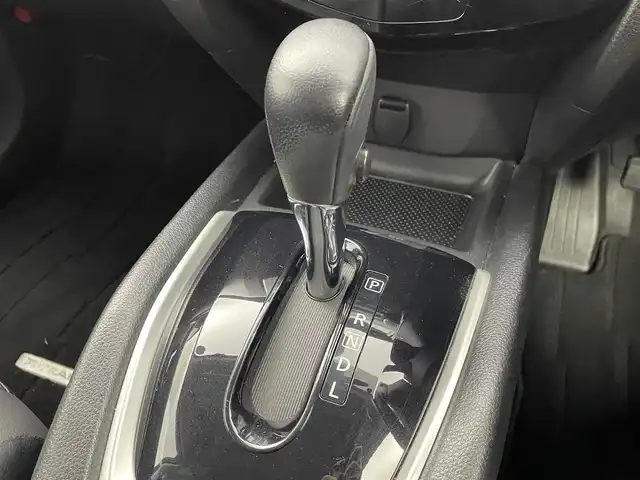 日産 エクストレイル 20X エマージェンシーブレーキ 群馬県 2014(平26)年 5.8万km ダイヤモンドブラック 禁煙車　純正８型ナビ　後席モニター　Ｂカメラ　エマブレ　ダウンヒルコントロール　ＬＥＤヘッドライト　オートライト　シートヒーター　デュアルオートエアコン　コーナーセンサー　ビルトインＥＴＣ　純正アルミ