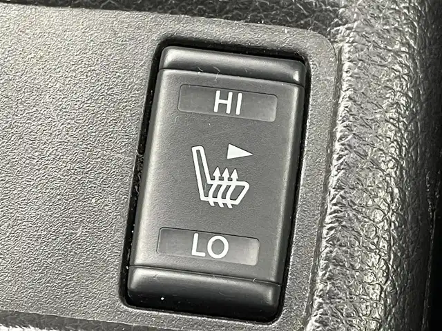 日産 エクストレイル 20X エマージェンシーブレーキ 群馬県 2014(平26)年 5.8万km ダイヤモンドブラック 禁煙車　純正８型ナビ　後席モニター　Ｂカメラ　エマブレ　ダウンヒルコントロール　ＬＥＤヘッドライト　オートライト　シートヒーター　デュアルオートエアコン　コーナーセンサー　ビルトインＥＴＣ　純正アルミ