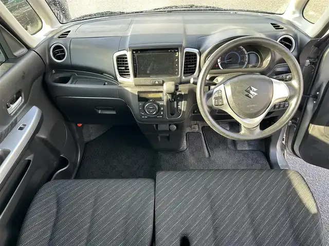 スズキ スペーシア G リミテッド 富山県 2017(平29)年 3.9万km スチールシルバーM 純正SDナビ/（AM/FM/CD/DVD/USB/ipod)/Bluetooth/フルセグTV/カメラ(全方位、バック)/衝突軽減システム/レーンキープアシスト/横滑り防止装置/盗難防止装置/片側パワースライドドア/シートヒーター　運転席/ビルトインETC/ハロゲンライト/アイドリングストップ/スマートキー×2/取扱説明書/保証書