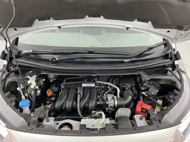 ホンダ フリード G ホンダセンシング 愛知県 2020(令2)年 4.4万km プラチナホワイトパール 禁煙車/純正7インチナビ/（CD/DVD/Bluetooth/フルセグTV/SD/AM/FM)/バックカメラ/ホンダセンシング/・衝突軽減ブレーキ/・レーダークルーズコントロール/・レーンキープアシスト/・オートマチックハイビーム/コーナーセンサー/前後ドライブレコーダー/ETC2.0/シートヒーター/両側パワースライドドア/15インチアルミホイール/純正フロアマット/スマートキー/プッシュスタート/LEDヘッドライト/